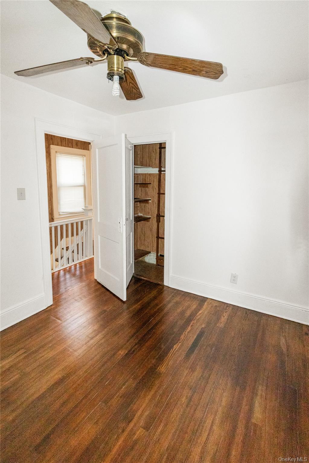 #13 photo, 109-29 Van Wyck Expressway, Jamaica , NY 11435