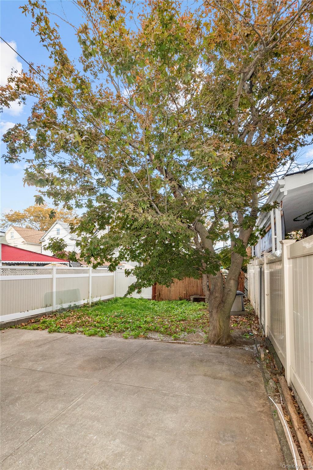 #20 photo, 109-29 Van Wyck Expressway, Jamaica , NY 11435