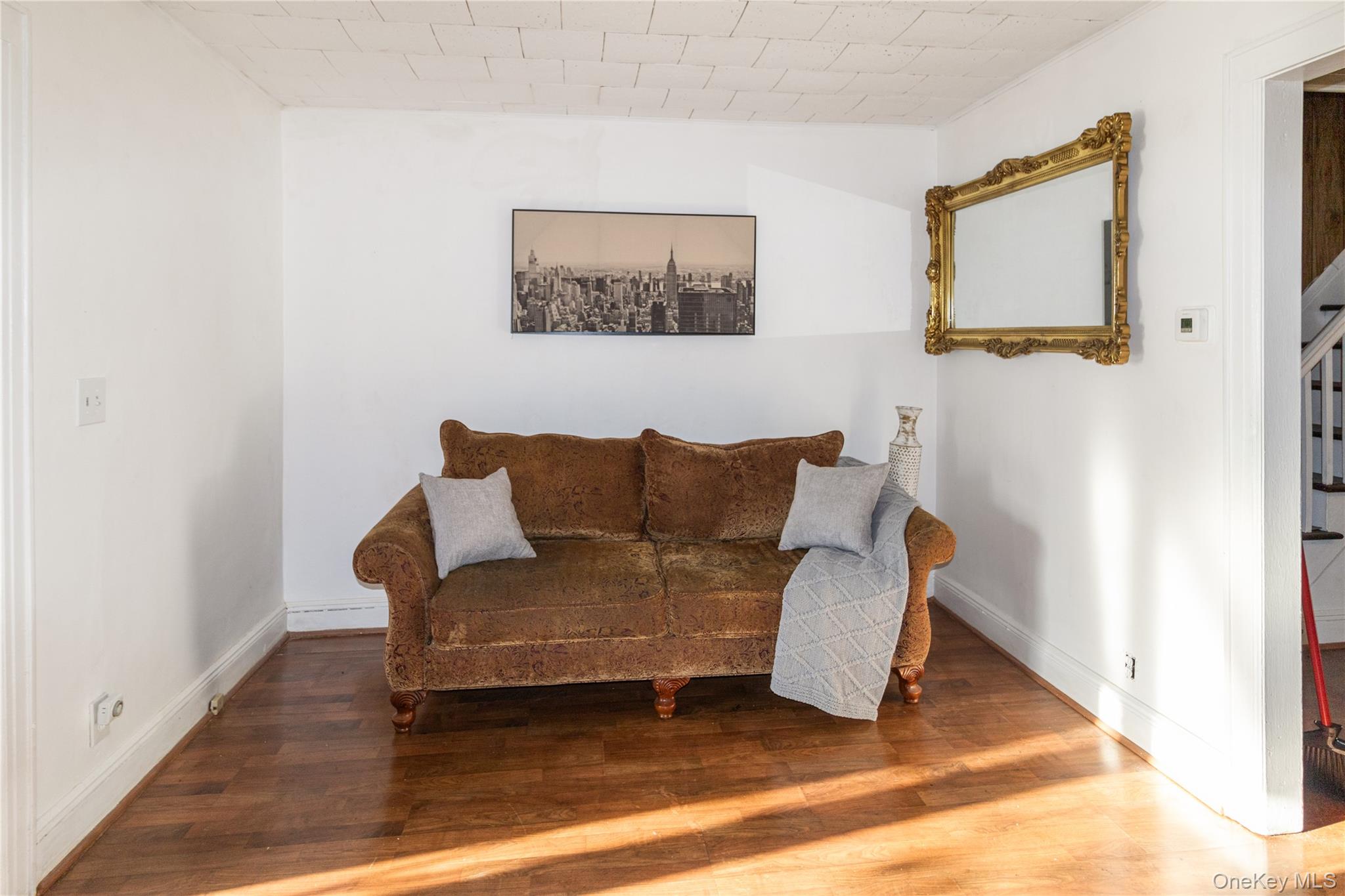 #5 photo, 109-29 Van Wyck Expressway, Jamaica , NY 11435