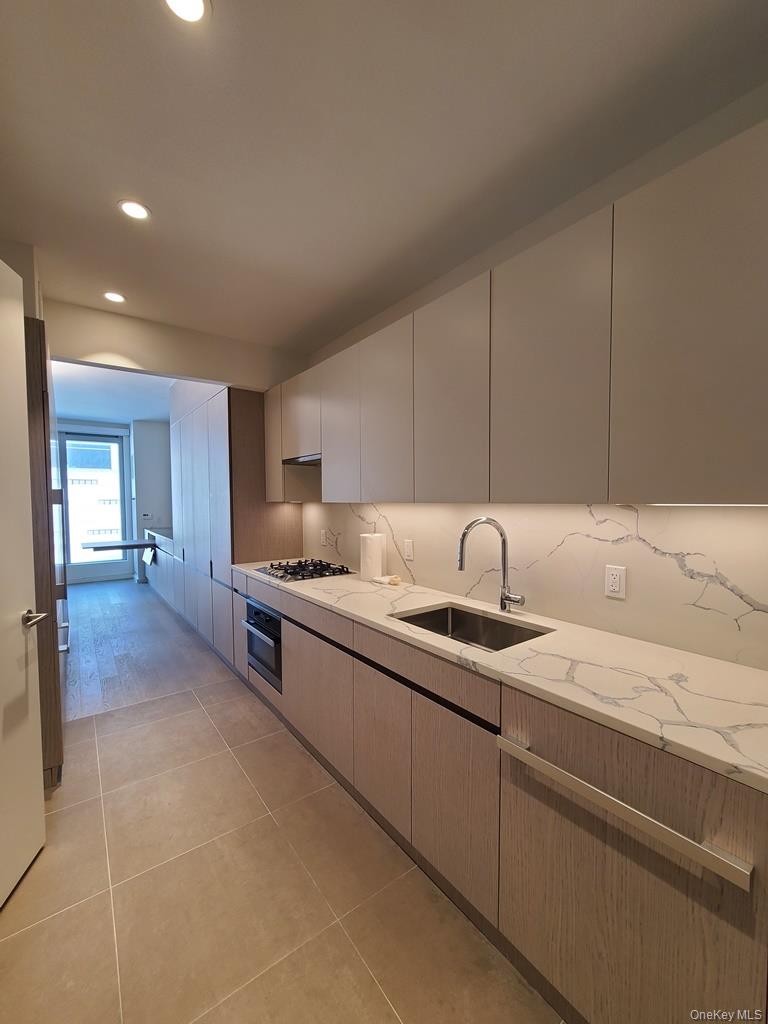 #2 photo, 133-27 39th Avenue, Flushing , NY 11354