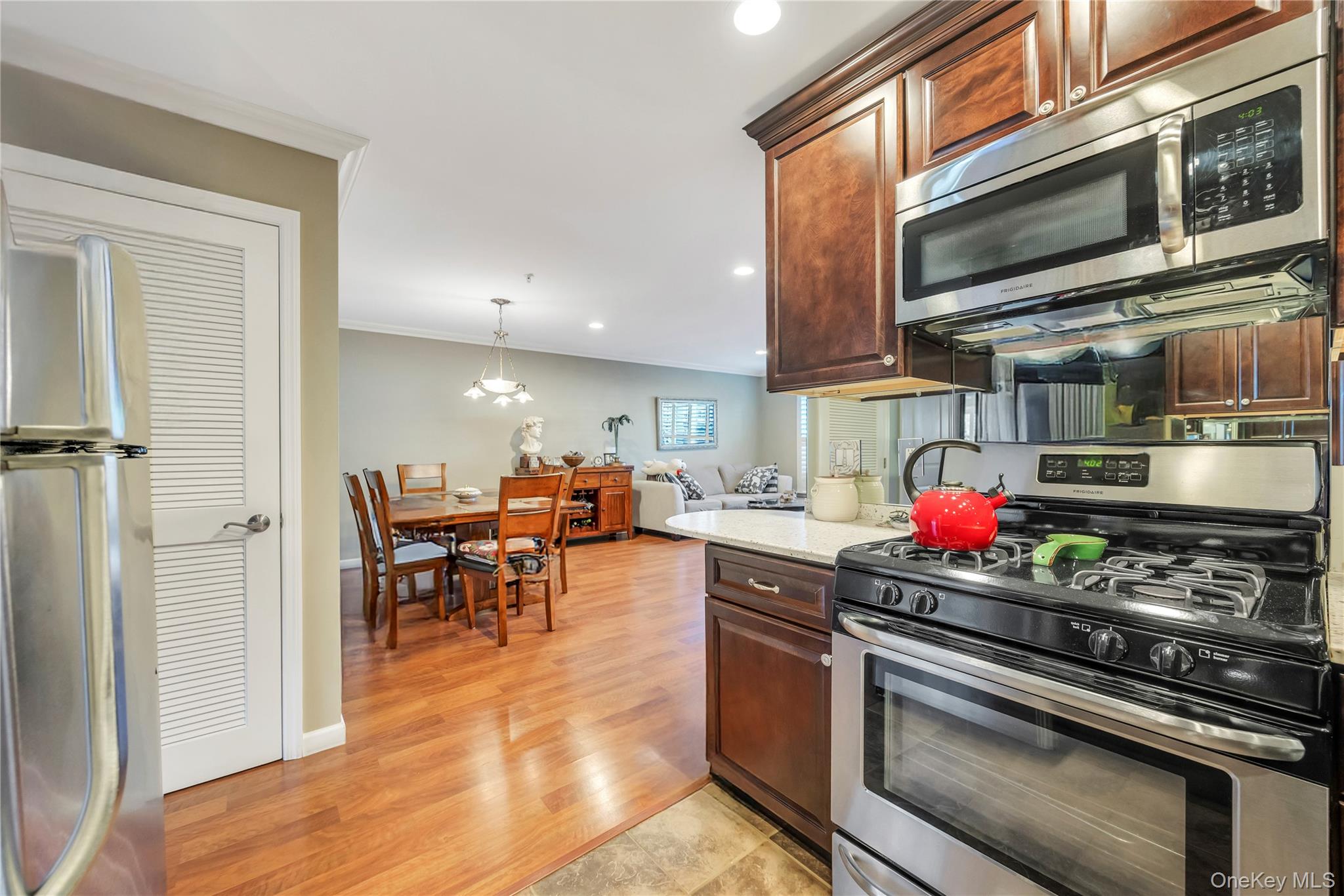 #10 photo, 17 Hunter Drive, サフォーク郡 Central Islip , NY 11722