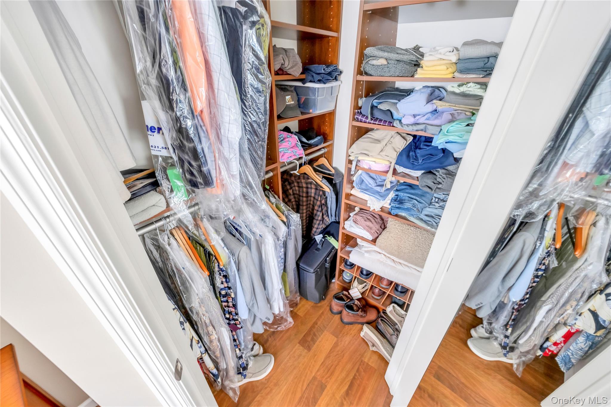 #20 photo, 17 Hunter Drive, サフォーク郡 Central Islip , NY 11722