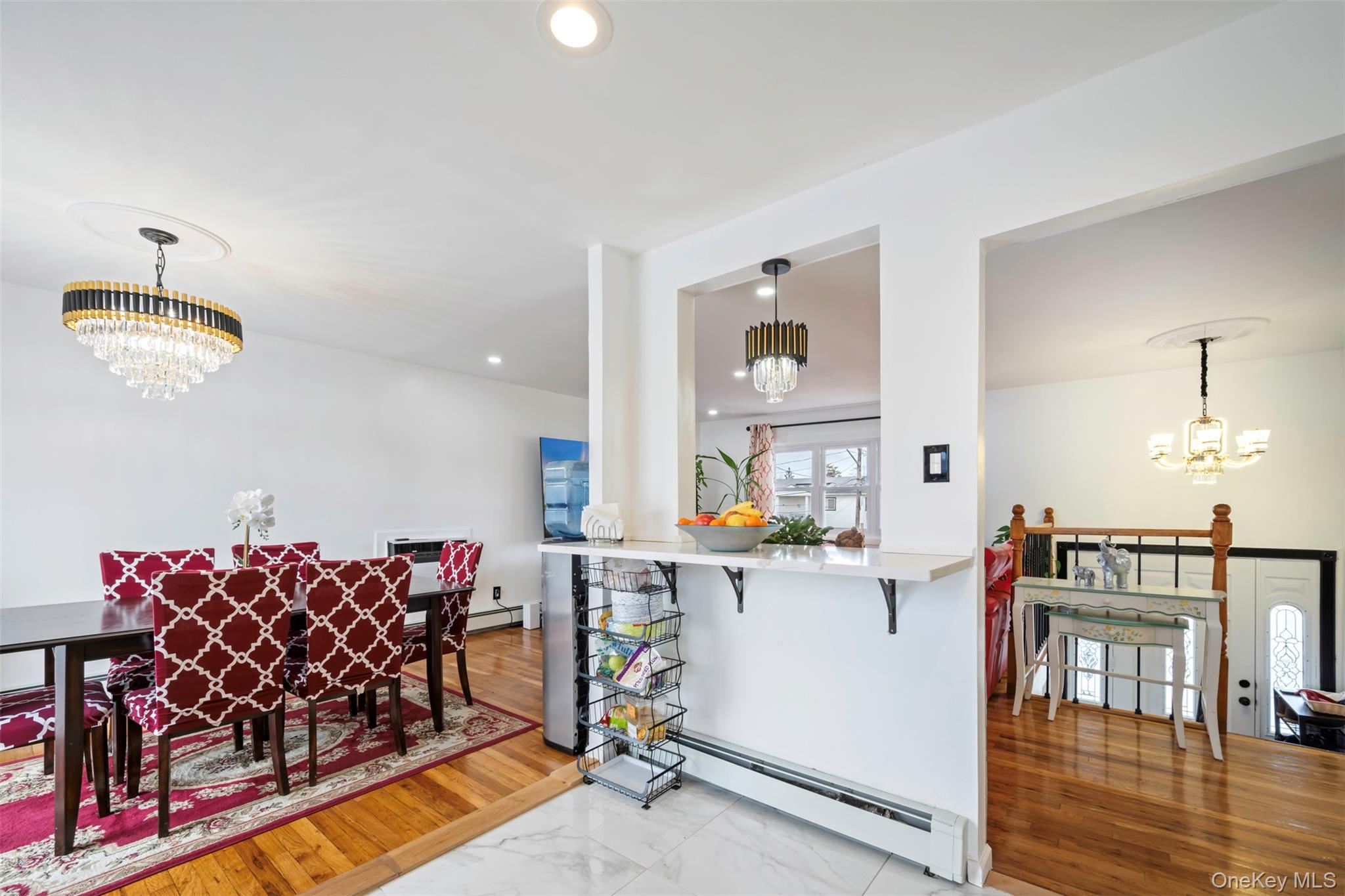 #8 photo, 3 Ozone Place, ナッソー郡 Massapequa , NY 11758