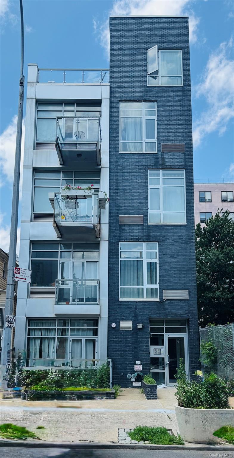 #1 photo, 179 Monroe Street, Brooklyn , NY 11216