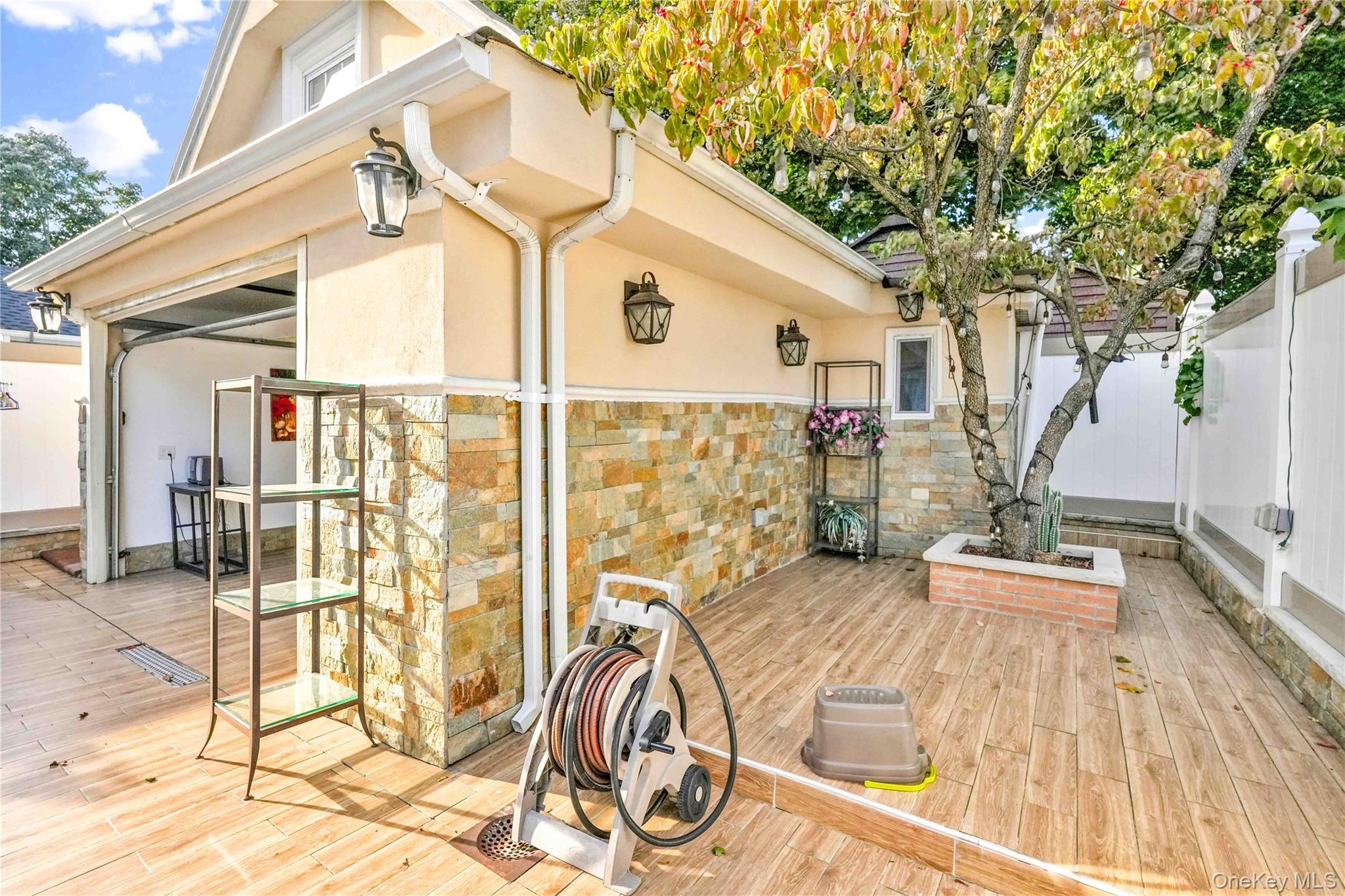 #4 photo, 8063 87th Road, Woodhaven , NY 11421