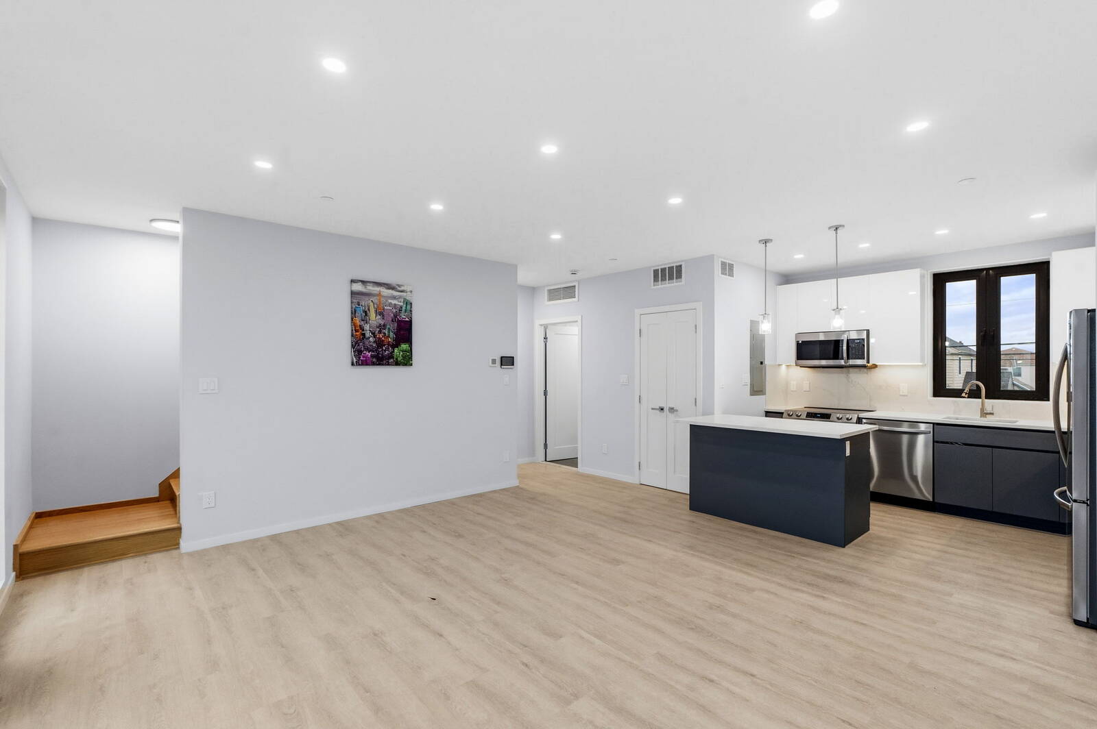 #23 photo, 33A Keen Ct, Gerritsen Beach , NY 11229