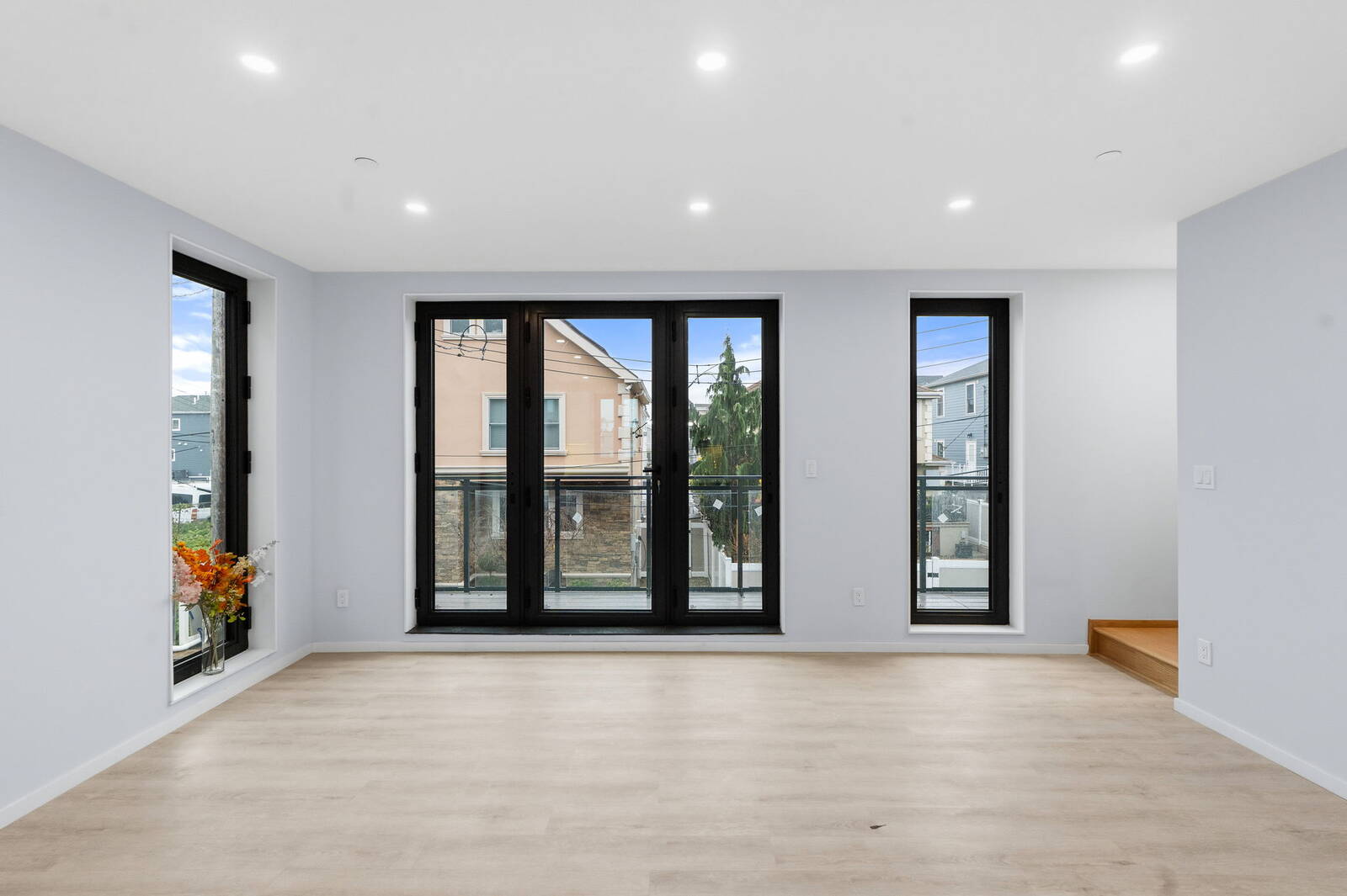 #25 photo, 33A Keen Ct, Gerritsen Beach , NY 11229