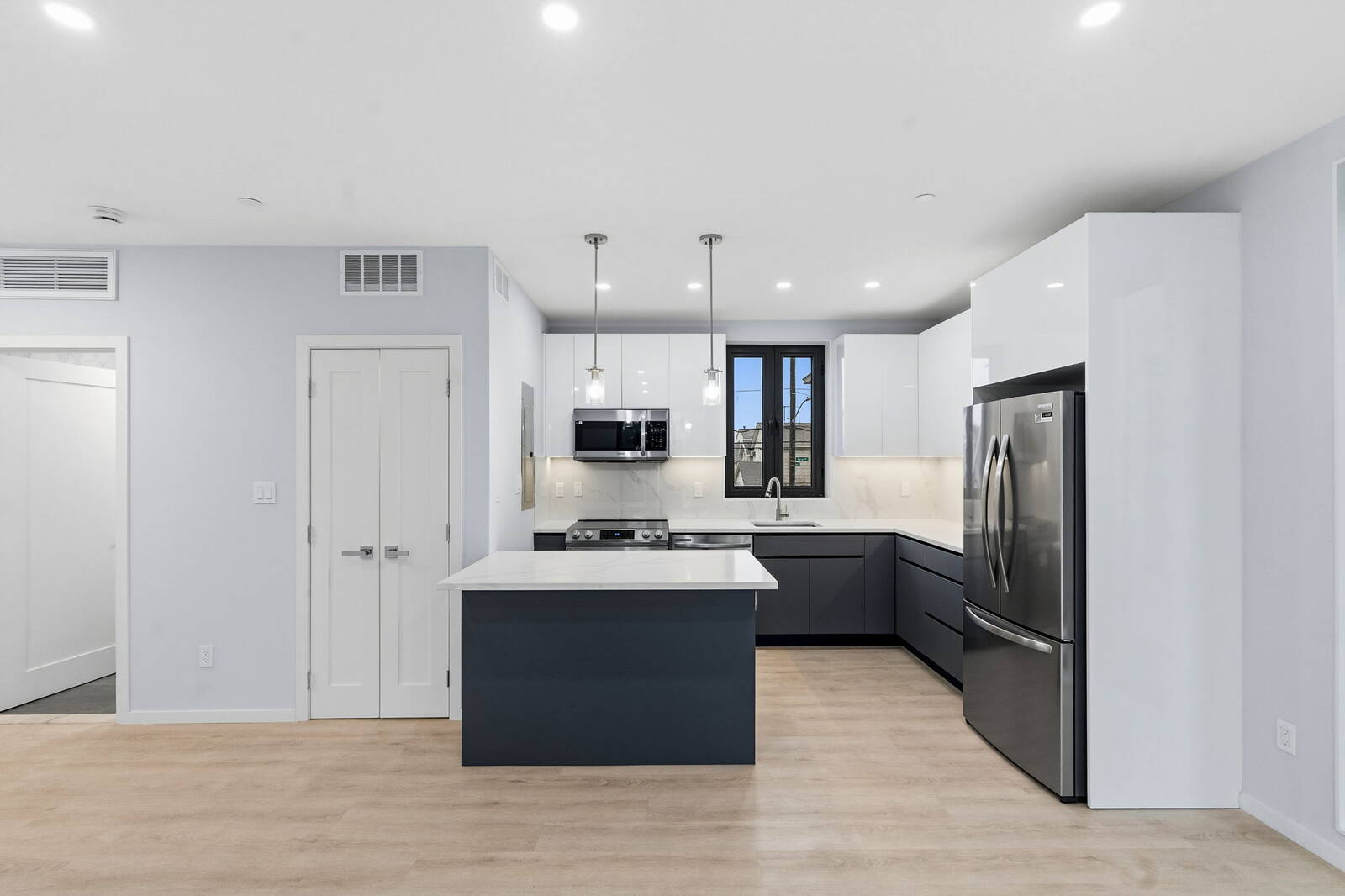 #26 photo, 33A Keen Ct, Gerritsen Beach , NY 11229