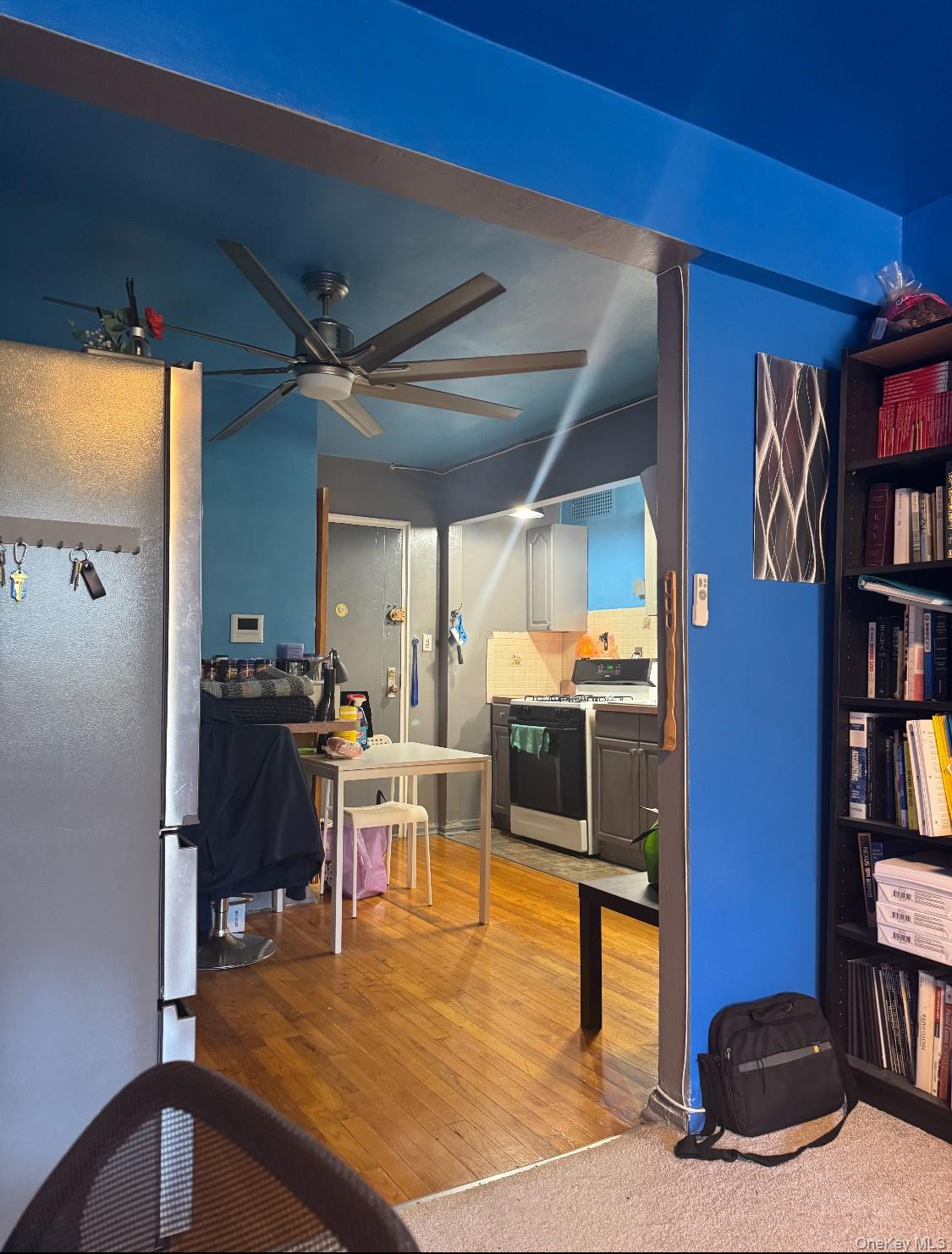 #2 photo, 212-04 75 Avenue, Bayside , NY 11364