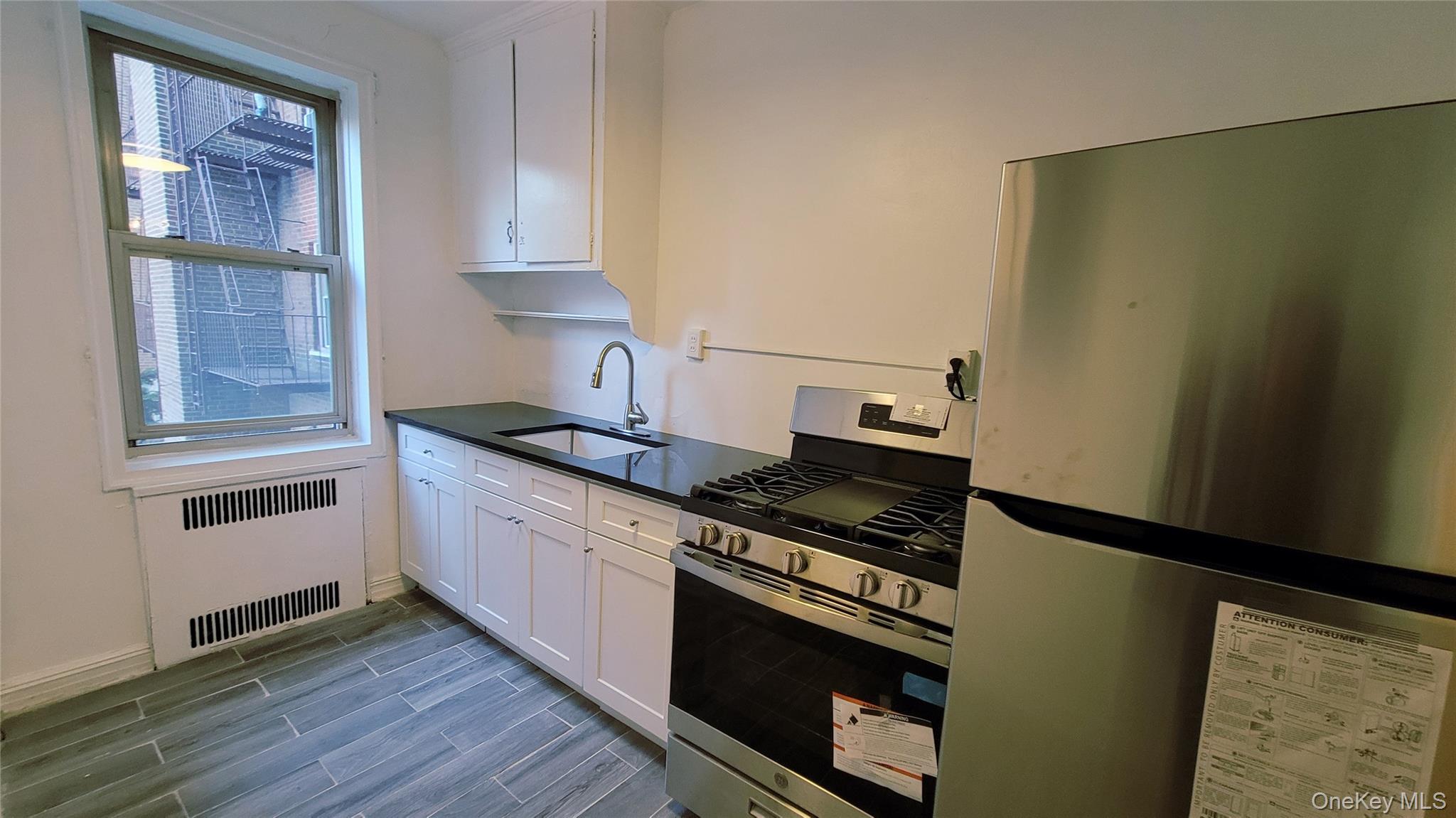 #2 photo, 84-49 168th Street, Jamaica Hills , NY 11432