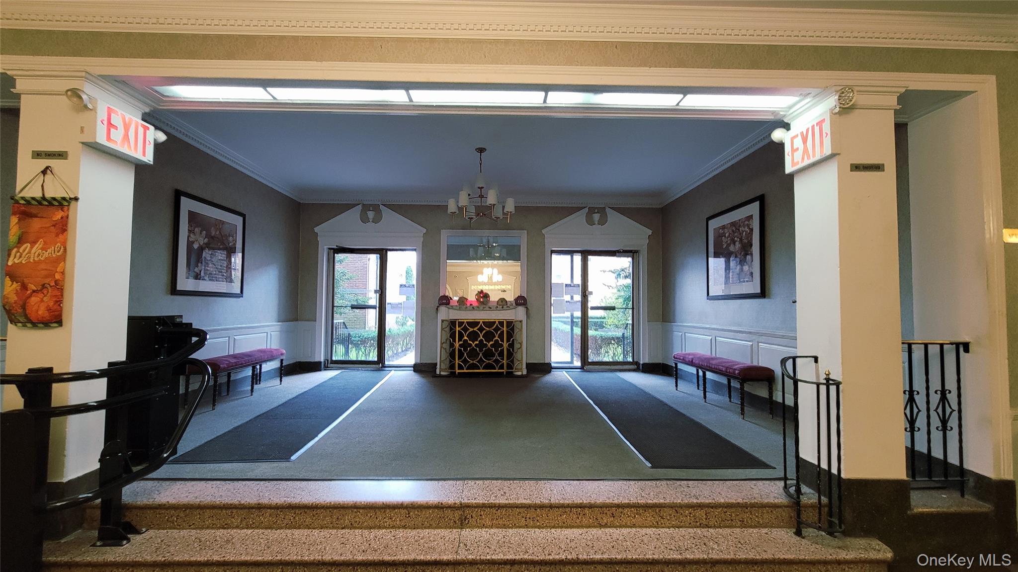 #20 photo, 84-49 168th Street, Jamaica Hills , NY 11432