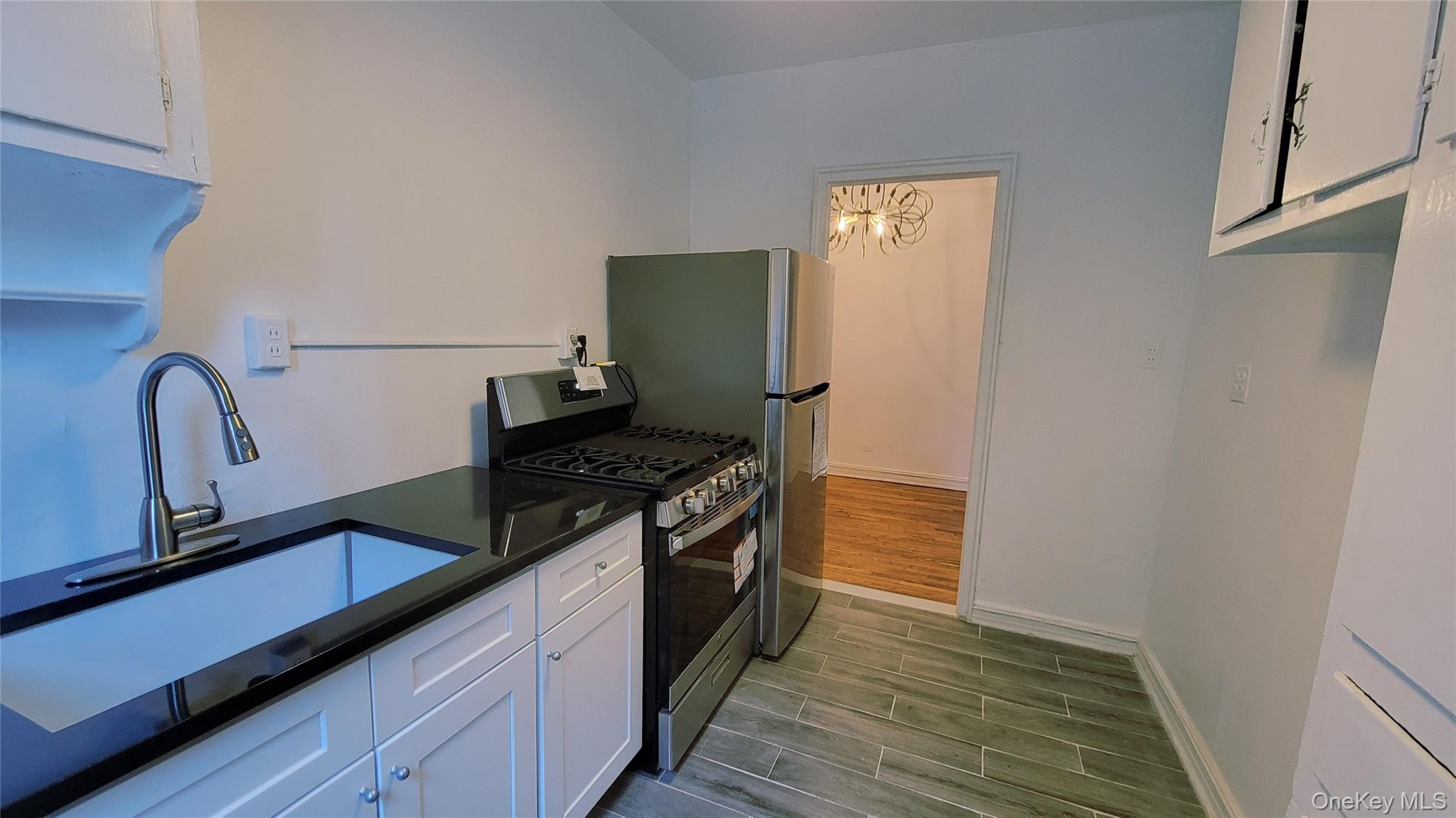 #4 photo, 84-49 168th Street, Jamaica Hills , NY 11432