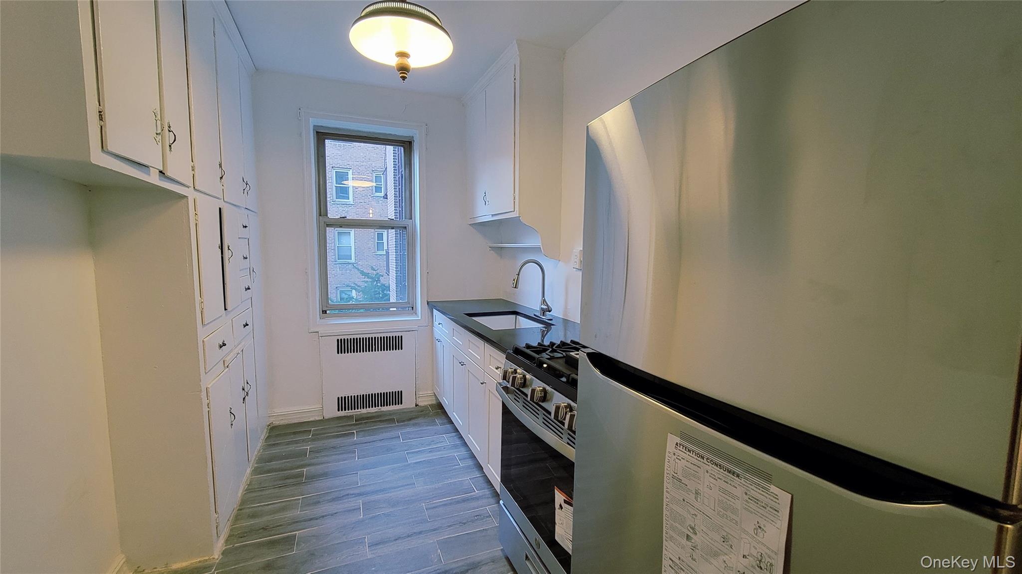 #5 photo, 84-49 168th Street, Jamaica Hills , NY 11432