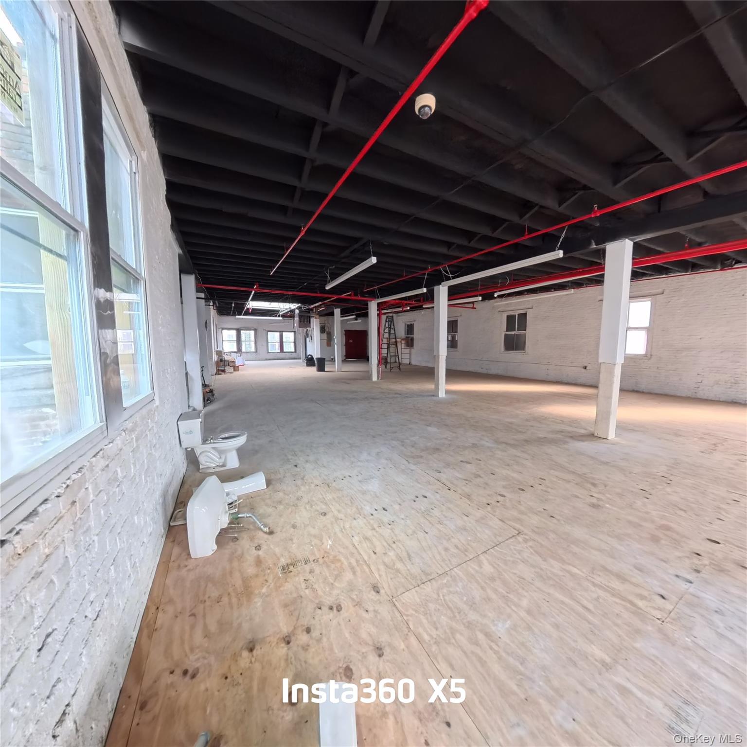 #5 photo, 11 Canal Place, Bronx , NY 10451