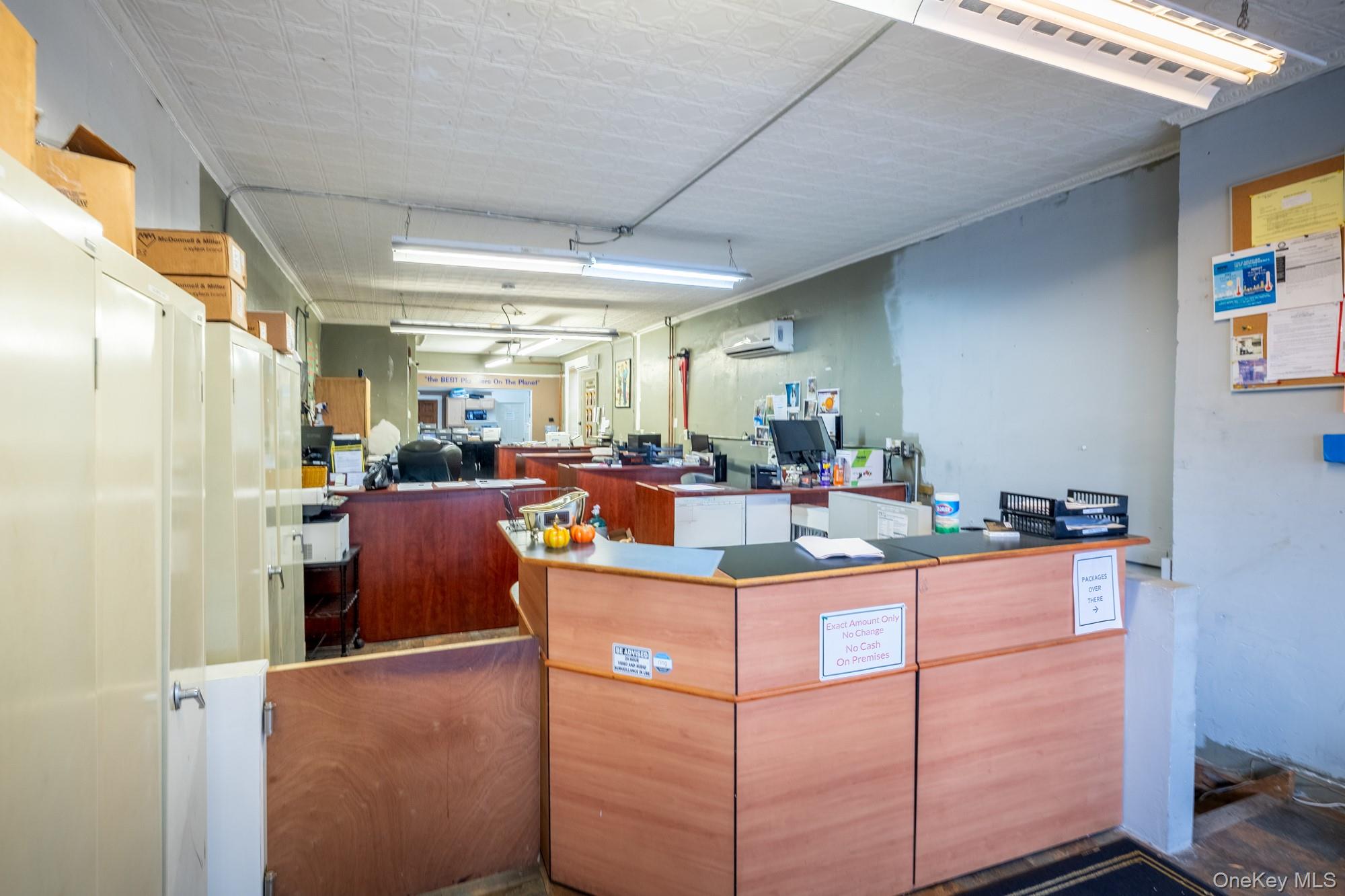 #4 photo, 677 Van Nest Avenue, Bronx , NY 10462