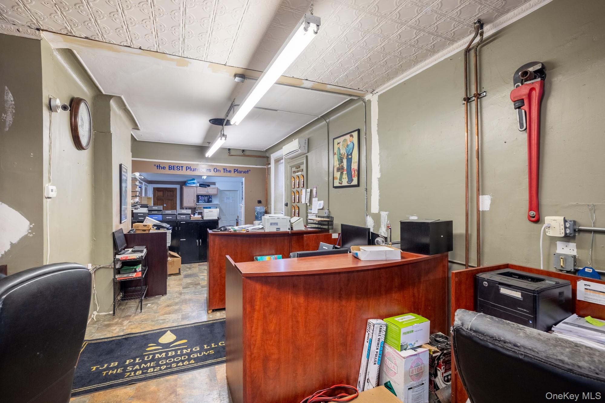 #5 photo, 677 Van Nest Avenue, Bronx , NY 10462