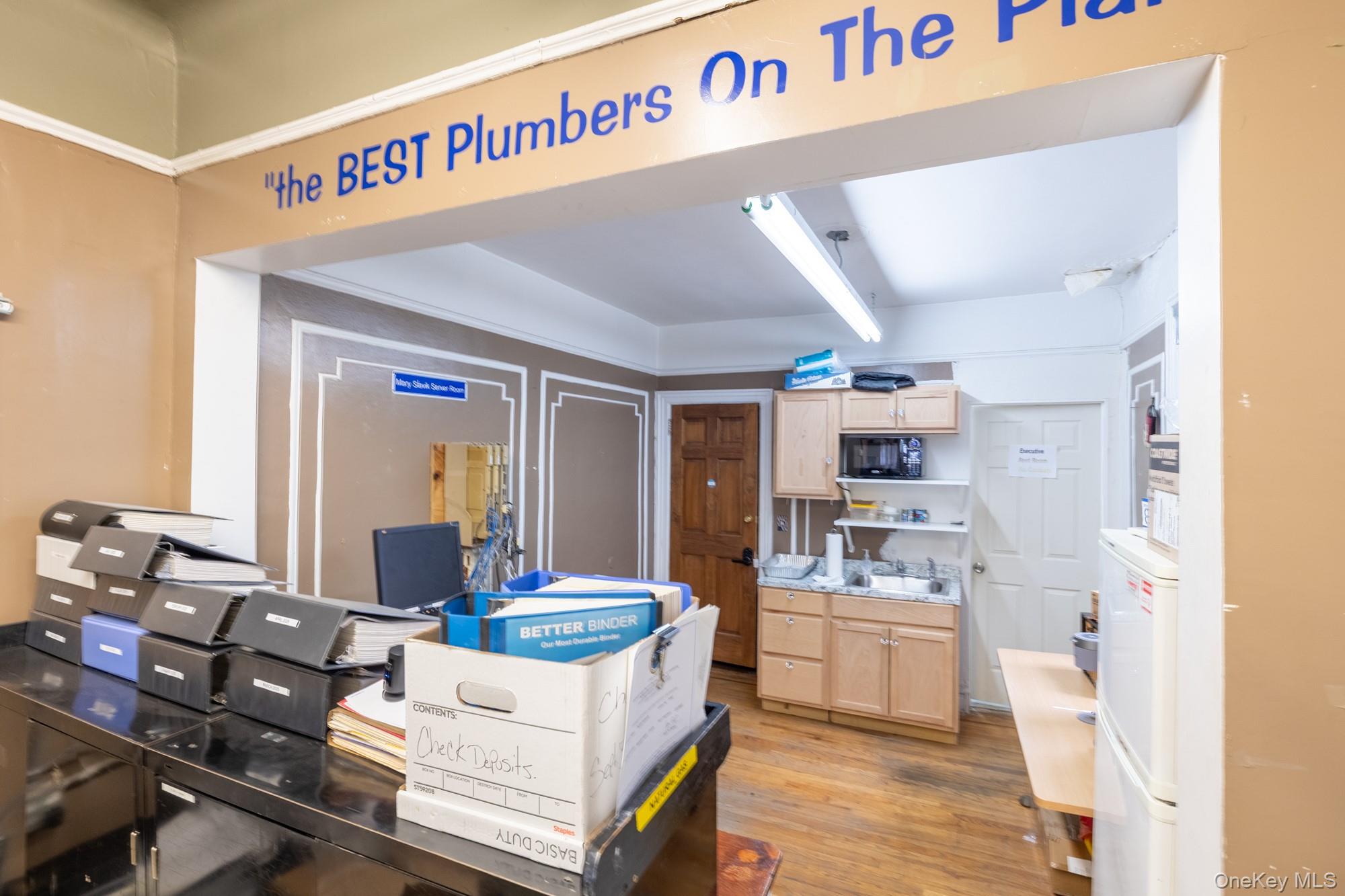 #7 photo, 677 Van Nest Avenue, Bronx , NY 10462