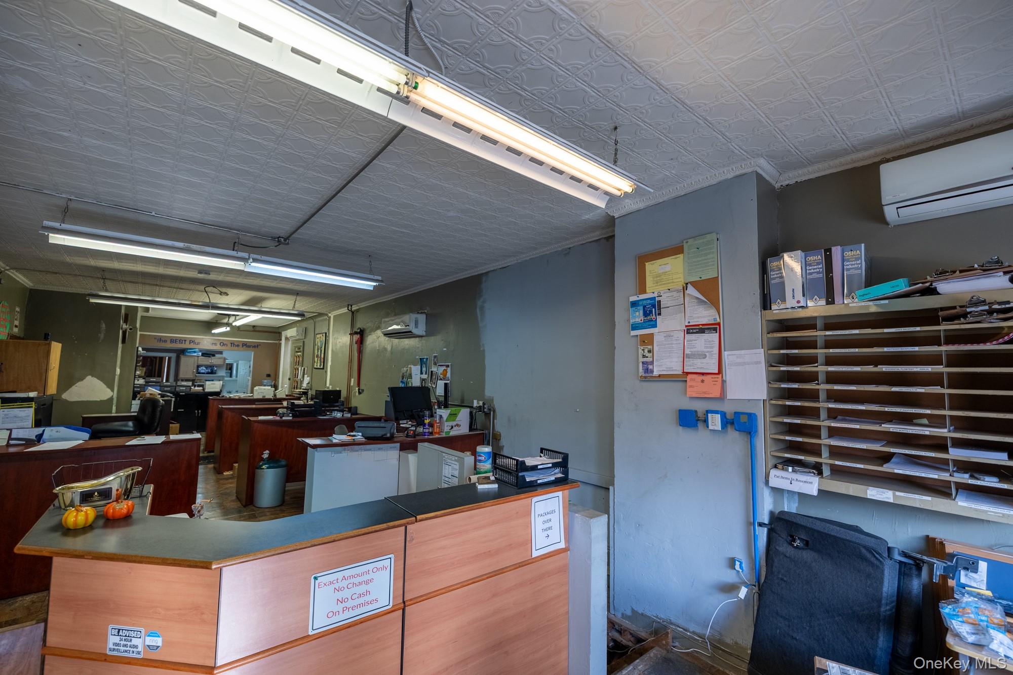 #8 photo, 677 Van Nest Avenue, Bronx , NY 10462