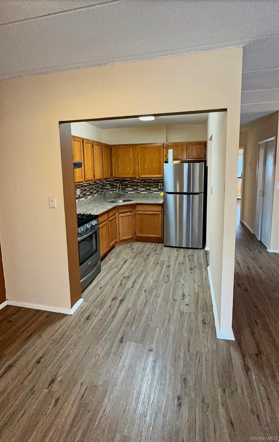 #10 photo, 721 Thieriot Avenue, Bronx , NY 10473