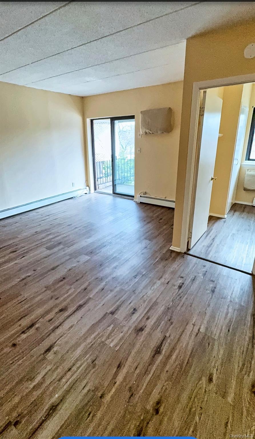 #12 photo, 721 Thieriot Avenue, Bronx , NY 10473