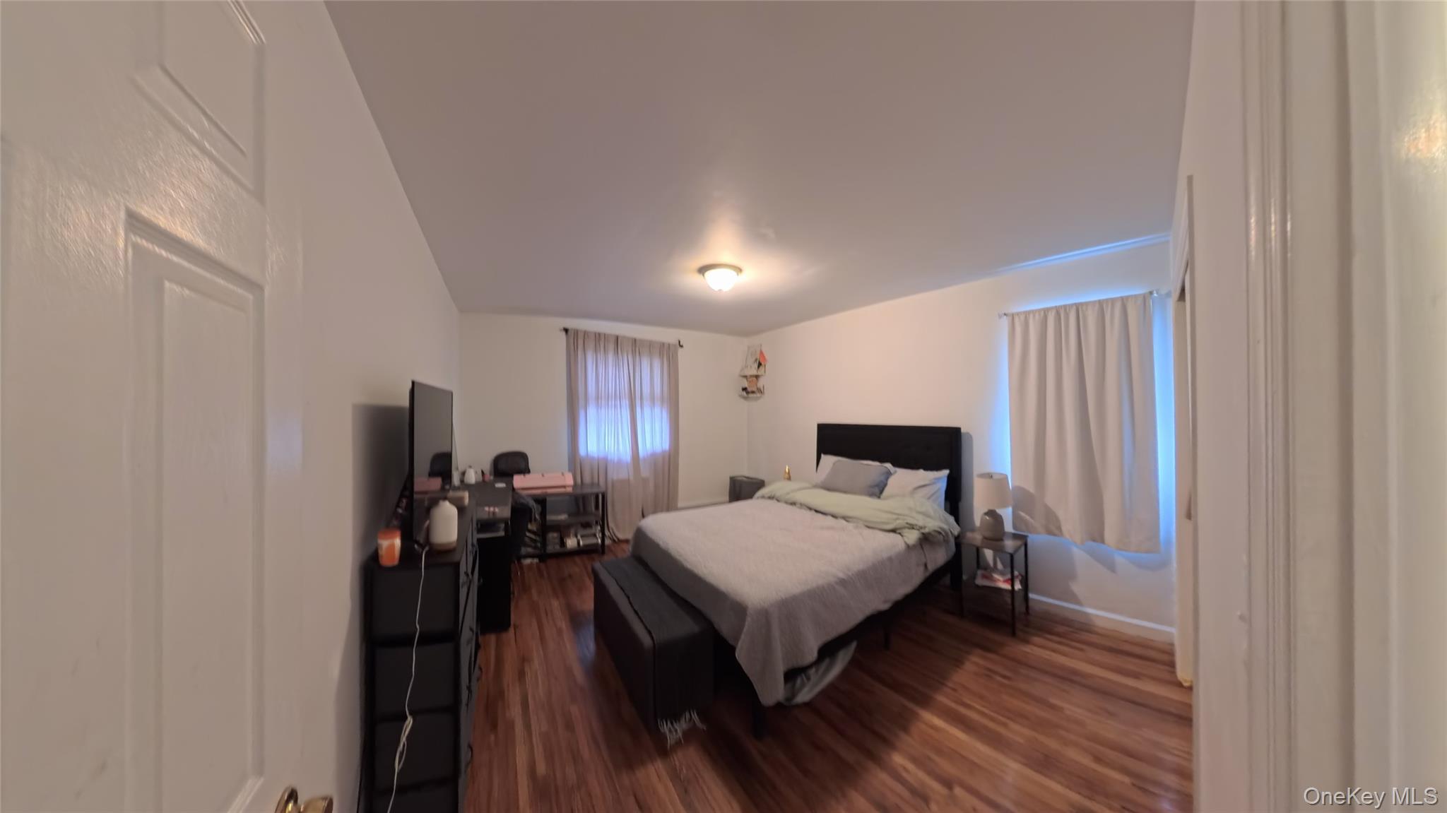 #10 photo, 1822 Seward Avenue, Bronx , NY 10473