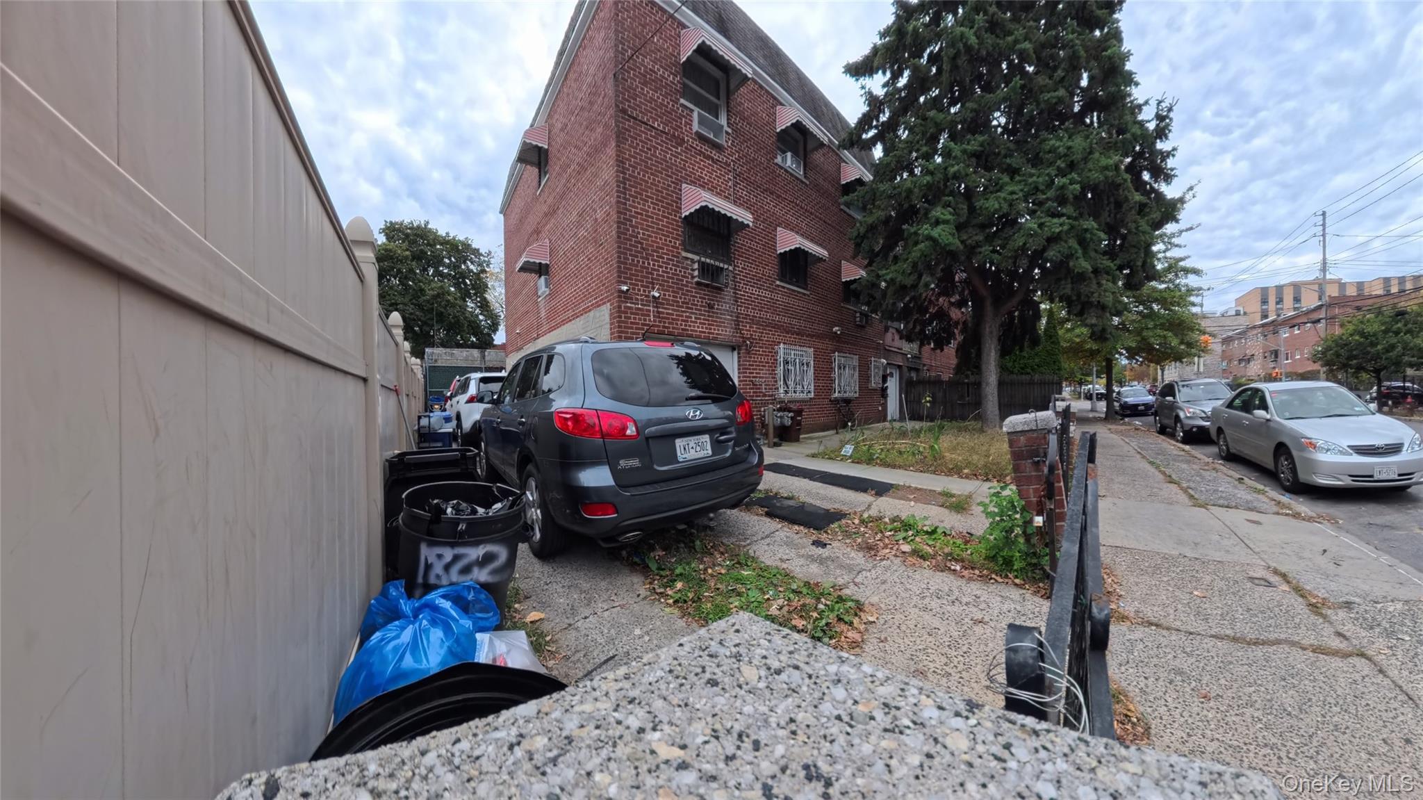 #7 photo, 1822 Seward Avenue, Bronx , NY 10473