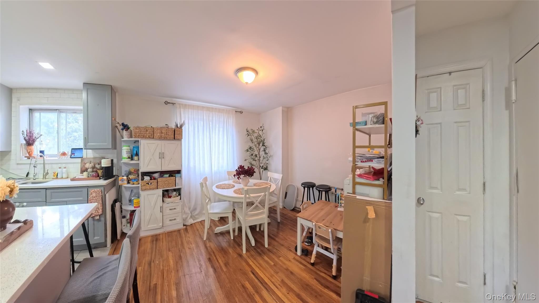 #8 photo, 1822 Seward Avenue, Bronx , NY 10473