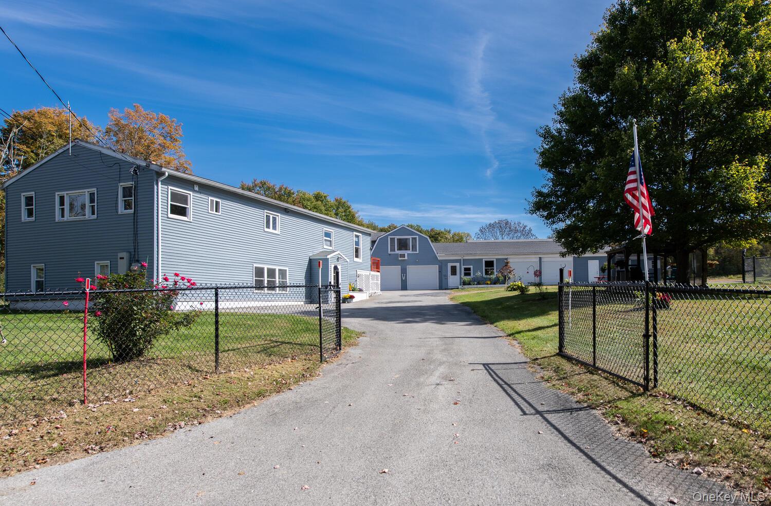 #2 photo, 352-354 Ruskey Lane, Hyde Park , NY 12538