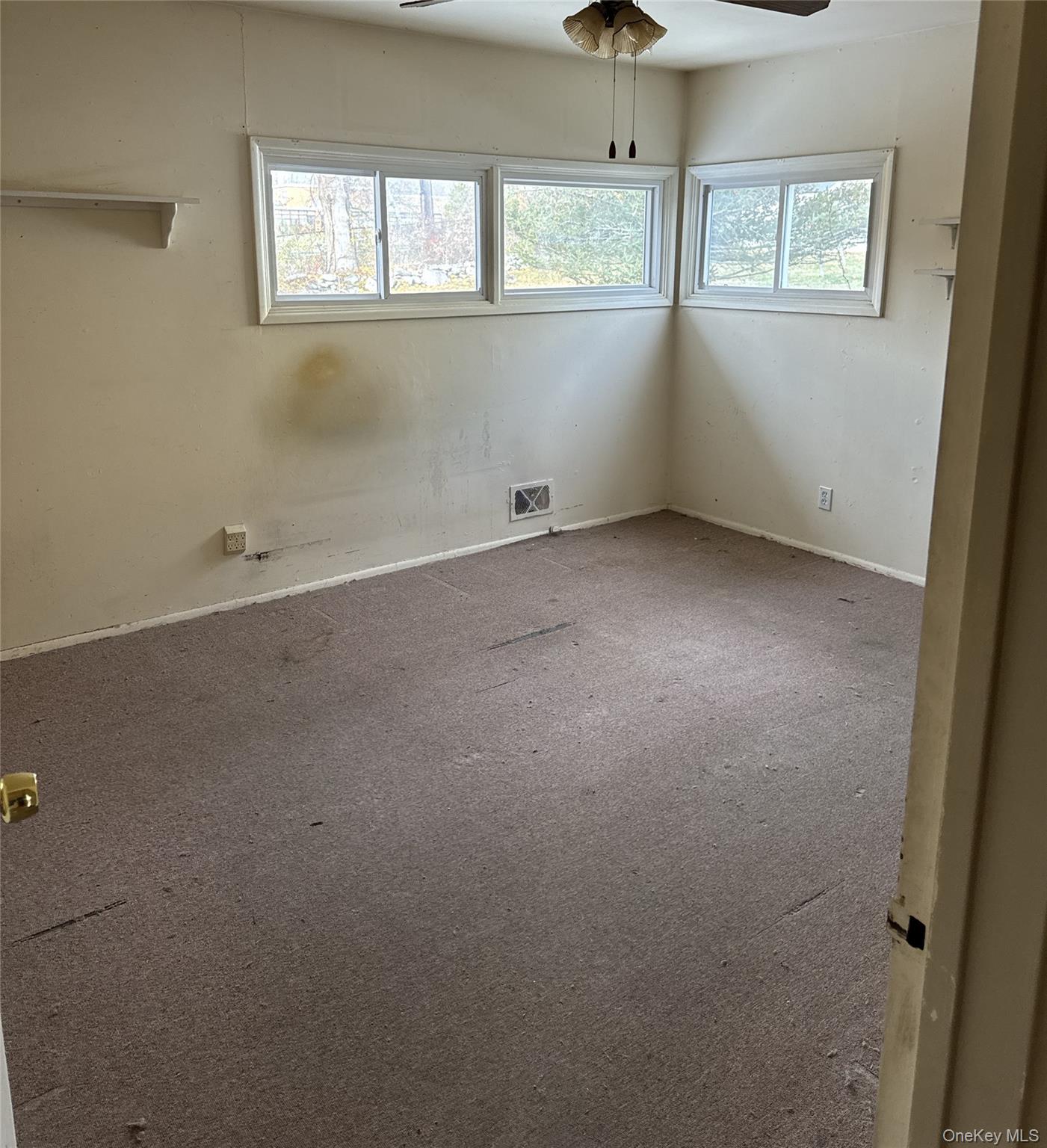 #6 photo, 724 Locksley Road, Yorktown Heights , NY 10598