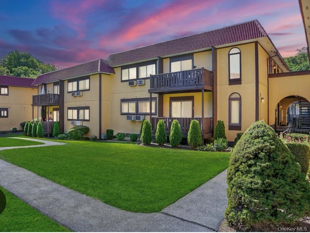 #1 photo, 11 Granada Cres, White Plains , NY 10603