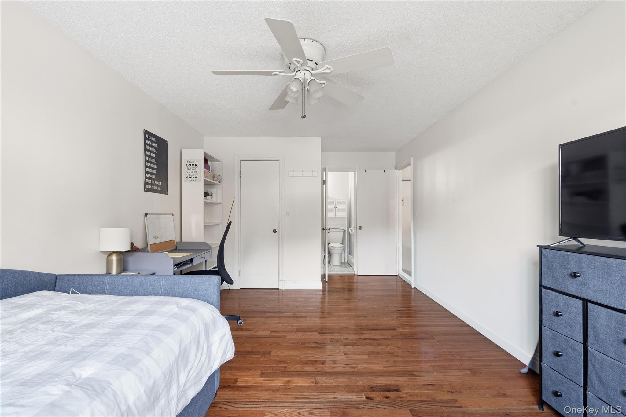 #18 photo, 11 Granada Cres, White Plains , NY 10603