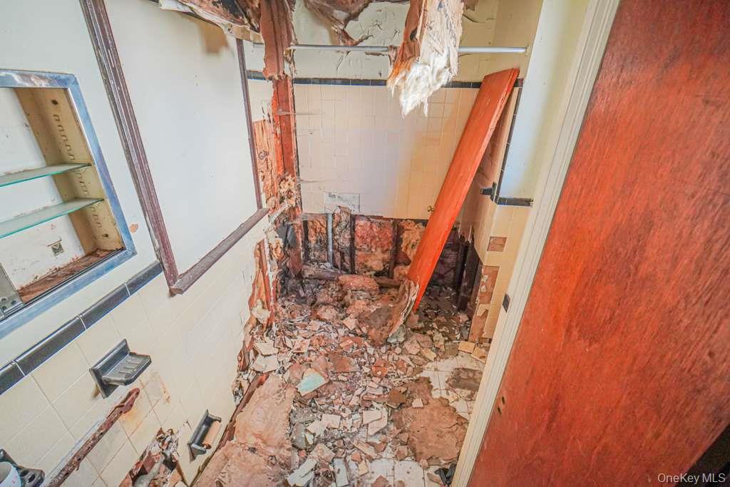 #7 photo, 128 N 7th Avenue, Mount Vernon , NY 10550