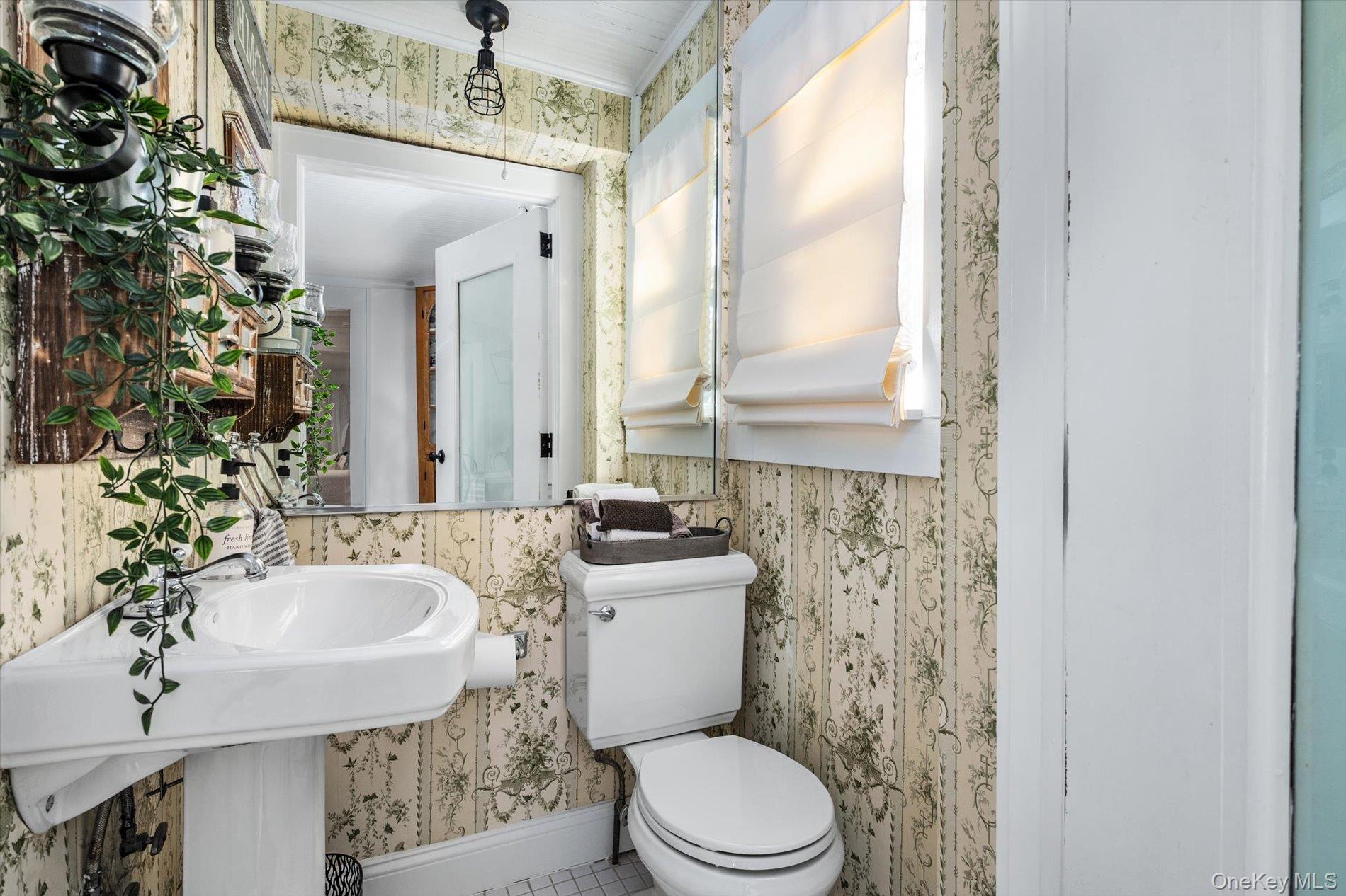 #13 photo, 278 Fire Island Avenue, 東長島 Babylon , NY 11702