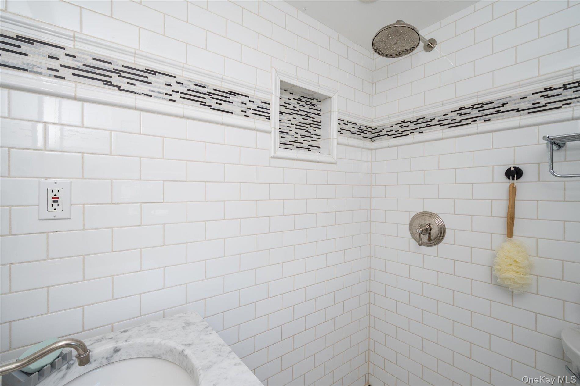 #20 photo, 278 Fire Island Avenue, 東長島 Babylon , NY 11702