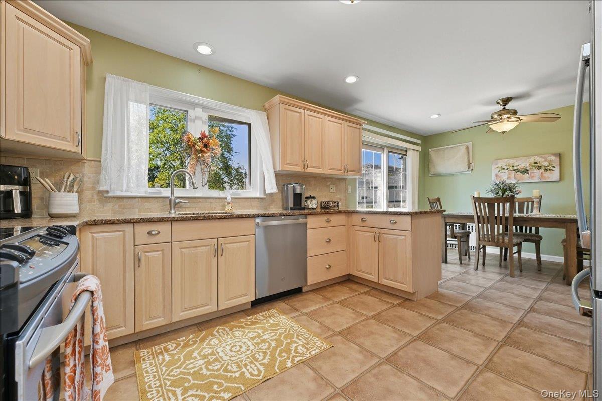 #14 photo, 1328 Oneida Avenue, North Bellmore , NY 11710