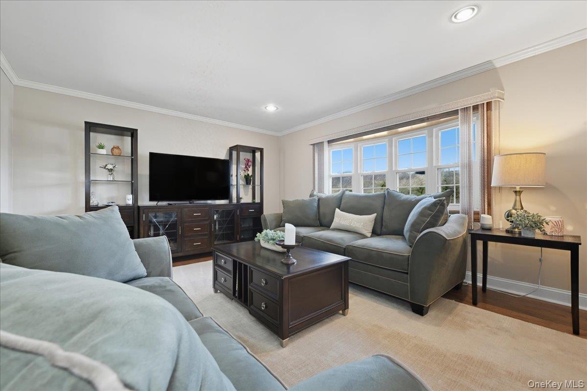 #7 photo, 1328 Oneida Avenue, North Bellmore , NY 11710