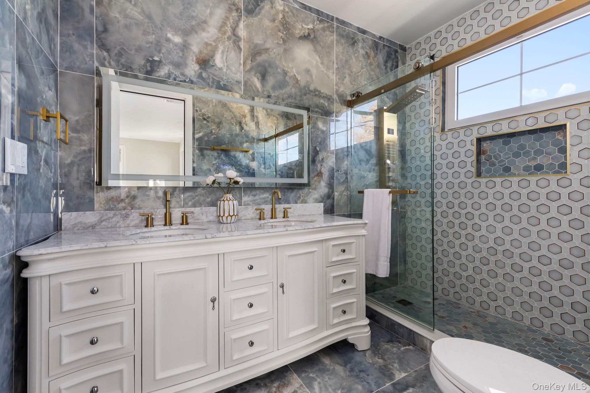 #19 photo, 1035 Glen Drive, Franklin Square , NY 11010