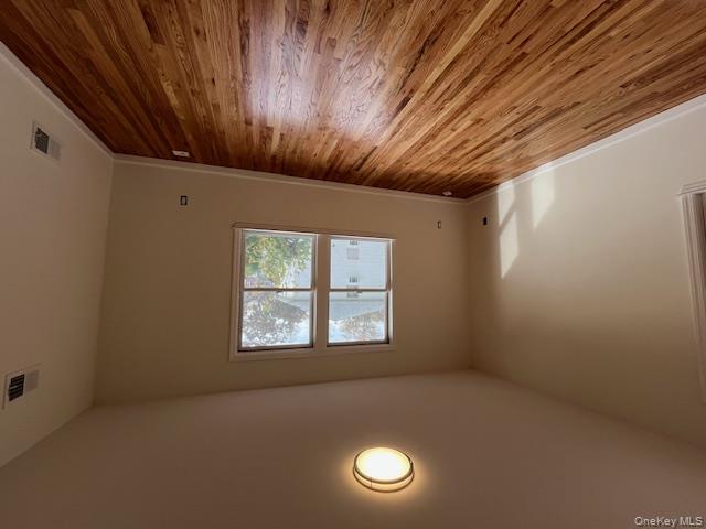 #18 photo, 42 Dunwood Road, Port Washington , NY 11050