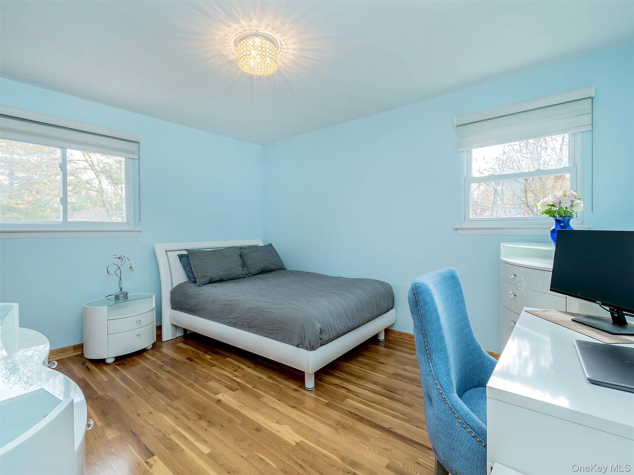 #16 photo, 55 Driftwood Drive, Port Washington , NY 11050