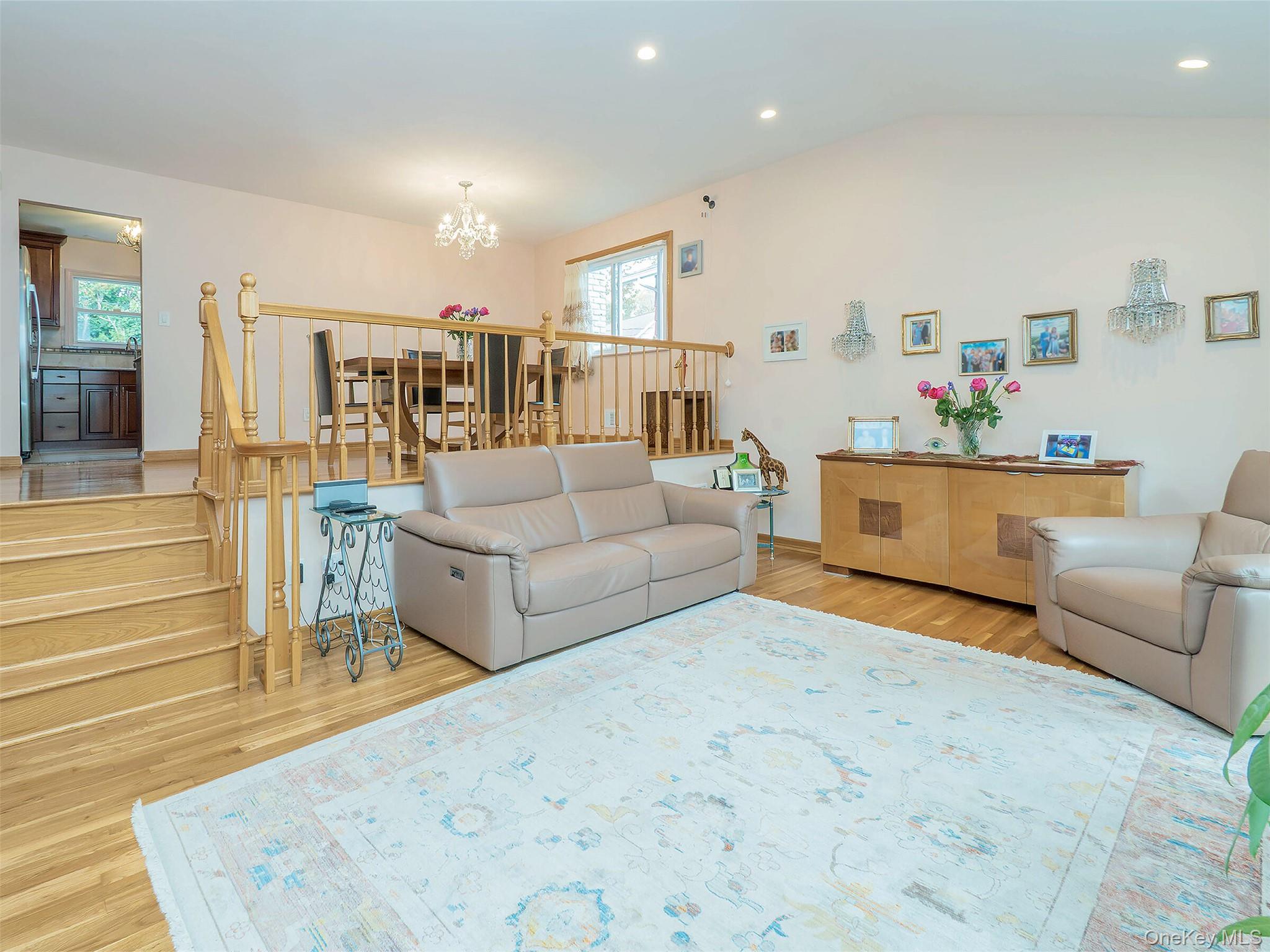 #9 photo, 55 Driftwood Drive, Port Washington , NY 11050