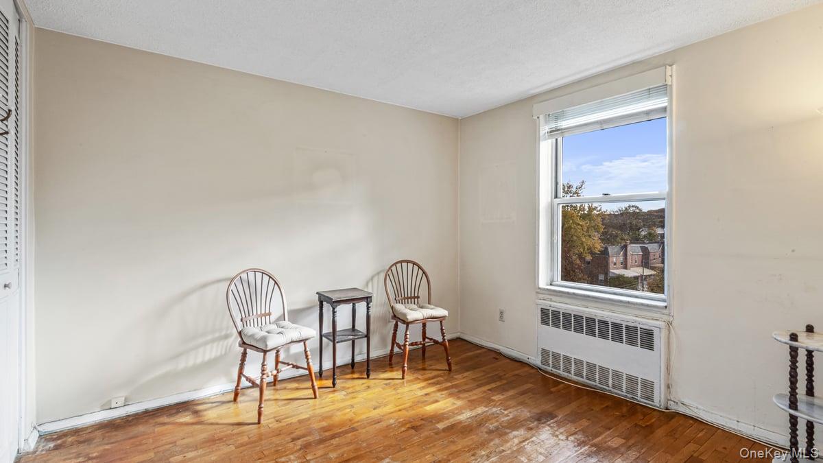 #12 photo, 68-20 Selfridge Street, Forest Hills , NY 11375