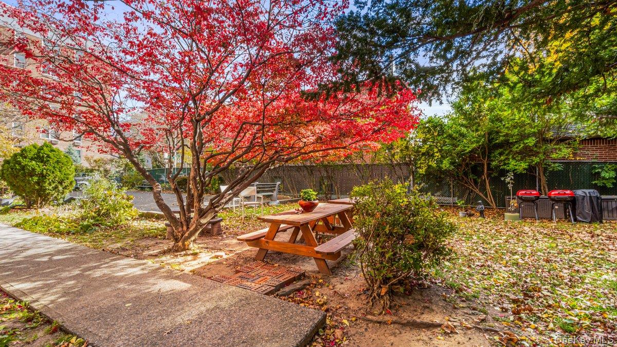 #15 photo, 68-20 Selfridge Street, Forest Hills , NY 11375