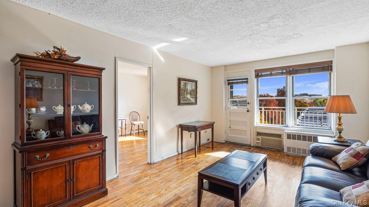 #5 photo, 68-20 Selfridge Street, Forest Hills , NY 11375