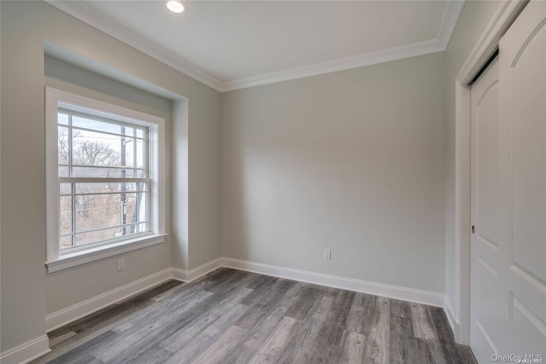 #9 photo, 110 New York Avenue, Huntington , NY 11743