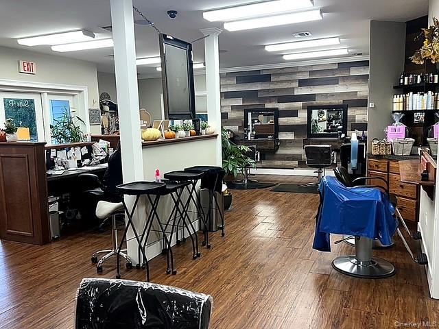 #3 photo, 487 Main Road, #B, Aquebogue , NY 11901