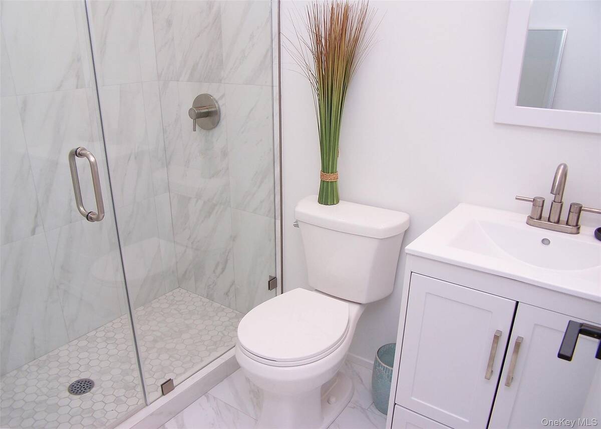 #4 photo, 47 School Street, Hampton Bays , NY 11946