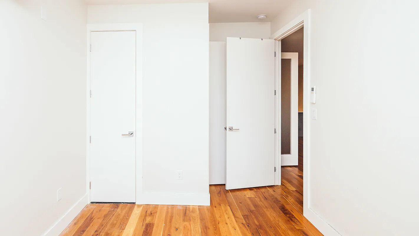 #5 photo, Brooklyn, Stuyvesant Heights , NY 11221