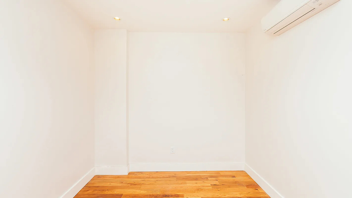 #7 photo, Brooklyn, Stuyvesant Heights , NY 11221