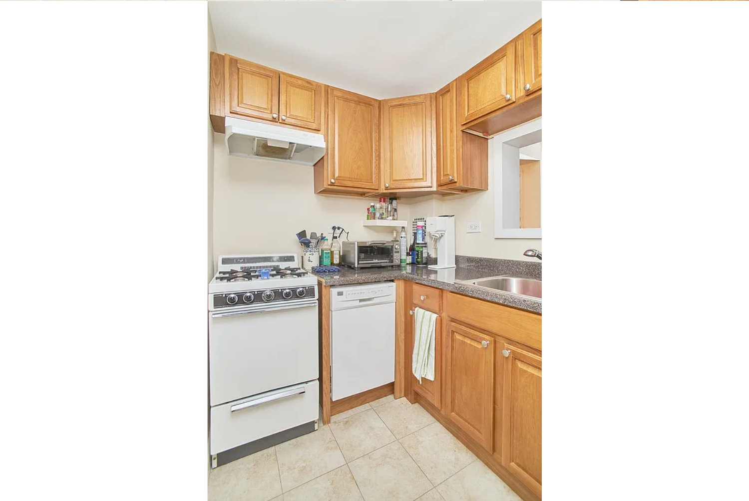 #2 photo, 165 Christopher Street, West Village , NY 10014