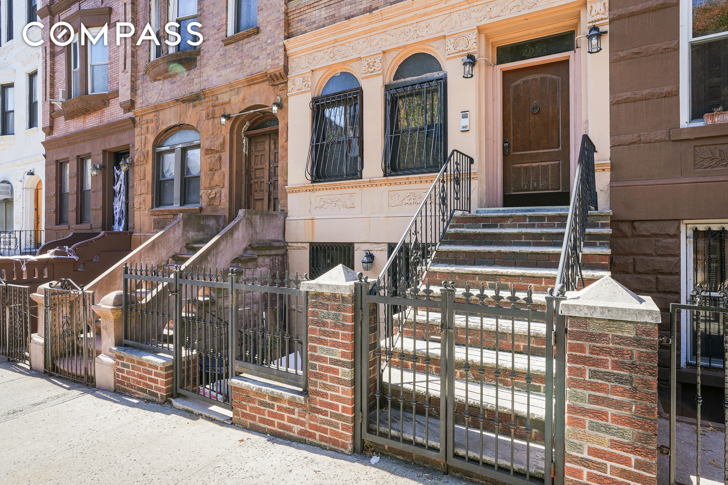 #3 photo, 205 Edgecombe Avenue, Central Harlem , NY 10030